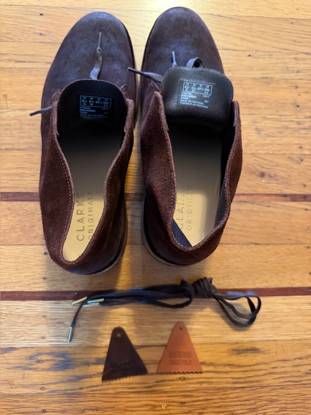 Clarks Brown Suede Desert Boots - Lace-Up Chukka